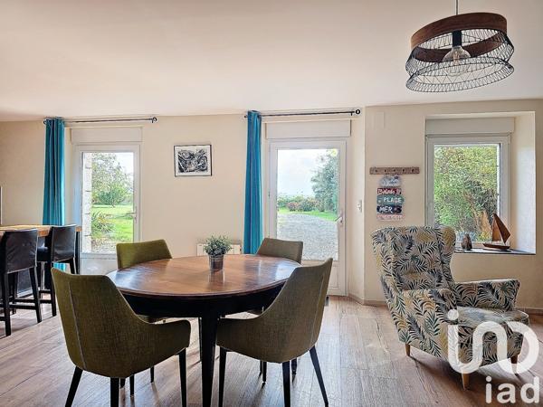 Longère 7 pièces de 167 m² à Pleubian (22610)