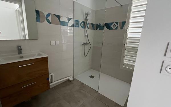 Appartement à louer    2 pièces • 40,30 m2 Sainte-Anne