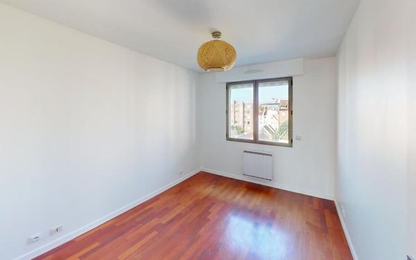 Appartement à vendre    4 pièces • 112,76 m2 Boulogne-Billancourt