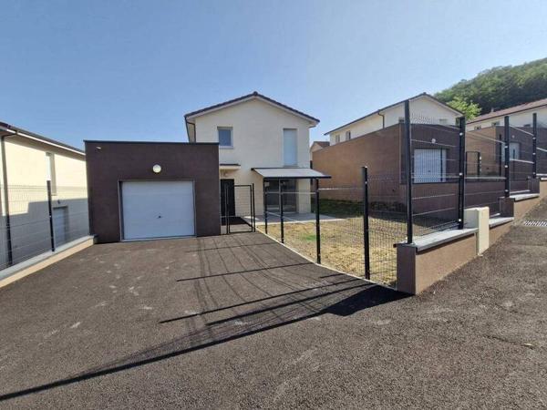 Maison 5 pièces                                        - 38300 Bourgoin-Jallieu Réf : 4772