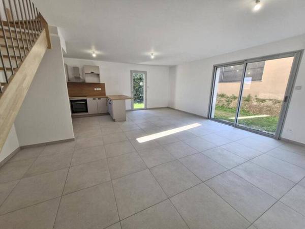 Maison 5 pièces                                        - 38300 Bourgoin-Jallieu Réf : 4772