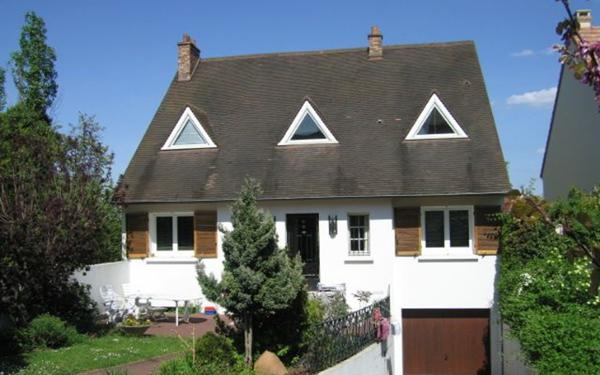 Maison à louer    6 pièces •    Viry-Châtillon