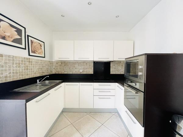 Magnifique appartement T3 de 82 m² rénové Bordeaux hyper centre