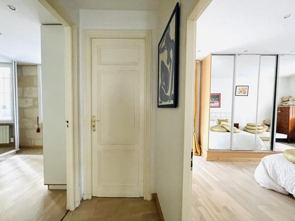 Magnifique appartement T3 de 82 m² rénové Bordeaux hyper centre