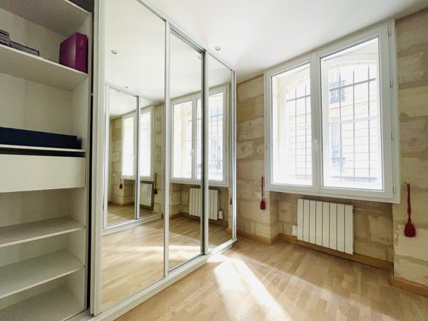 Magnifique appartement T3 de 82 m² rénové Bordeaux hyper centre
