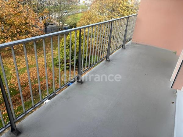 *Bleville/Montgaillard* Appartement T5 81 m² ascenseur, balcon, parking et cave.