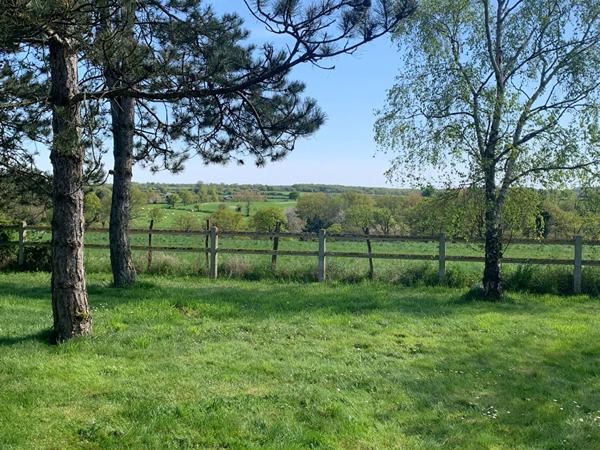 Maison ancienne de caractère de 172m² habitable avec dépendances à Faye L'Abbesse