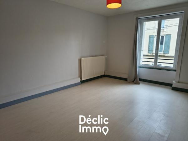 Vente maison à rénover Reffannes, 138m² 7 pièces 121 500€ avec garage