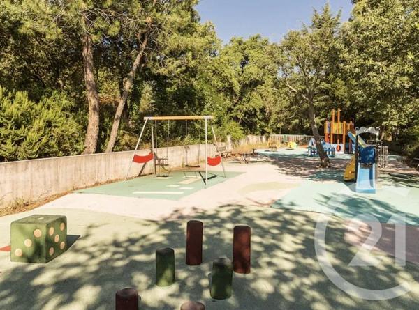 Appartement T2 à vendre  2 pièces - 29 m 2   GRIMAUD  - 83
