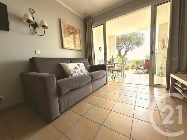 Appartement T2 à vendre  2 pièces - 29 m 2   GRIMAUD  - 83