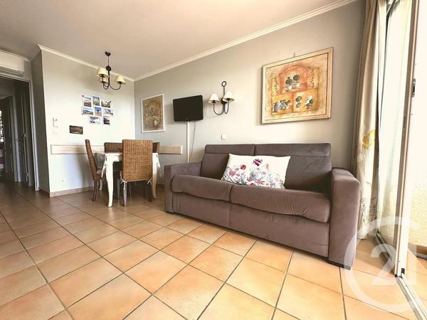 Appartement T2 à vendre  2 pièces - 29 m 2   GRIMAUD  - 83