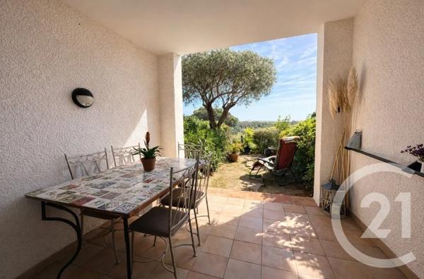 Appartement T2 à vendre  2 pièces - 29 m 2   GRIMAUD  - 83