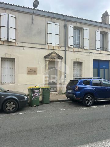 STUDIO MEUBLE NEUF DE  21.01 M²