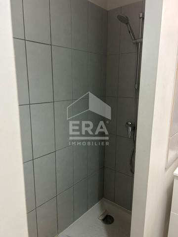 STUDIO MEUBLE NEUF DE  21.01 M²