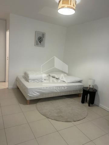 STUDIO MEUBLE NEUF DE  21.01 M²