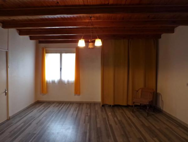 maison de village en pierre