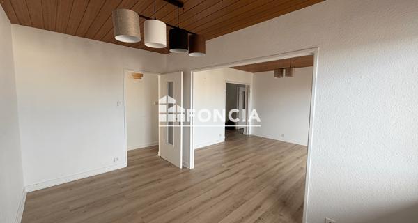 Location Appartement 4 pièces 87.1 m² - Mulhouse 68200