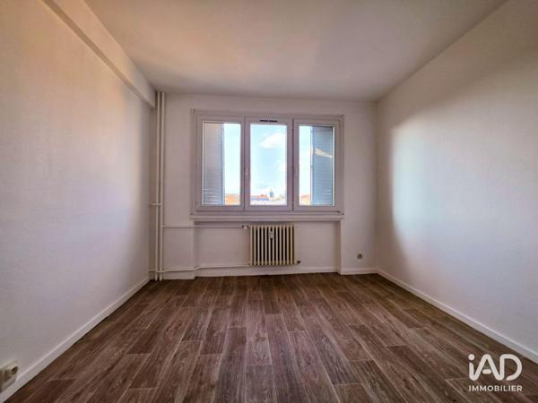 Location appartement 2 pièces 74 m² Metz
