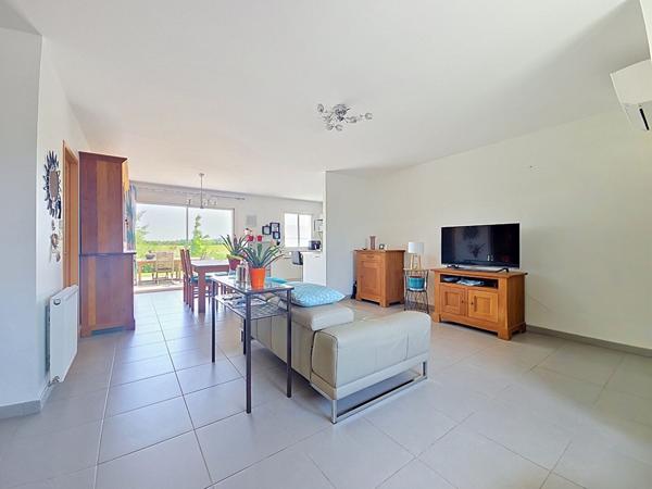 Exclusivité Nestenn - Maison récente plain-pied 101 m² - 3 chambres - Vue dégagée - Péchabou