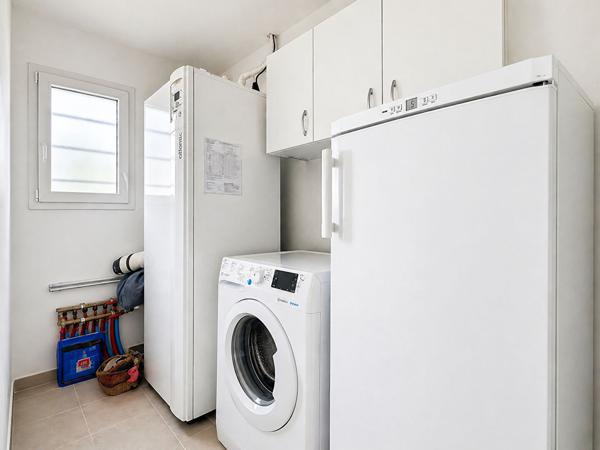 Exclusivité Nestenn - Maison récente plain-pied 101 m² - 3 chambres - Vue dégagée - Péchabou