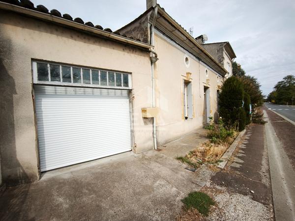 Maison rénovée avec grande pièce de vie