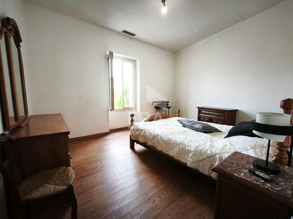 Maison rénovée avec grande pièce de vie