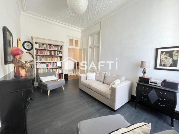 Appartement T2-Charme haussmannien-Très bon état