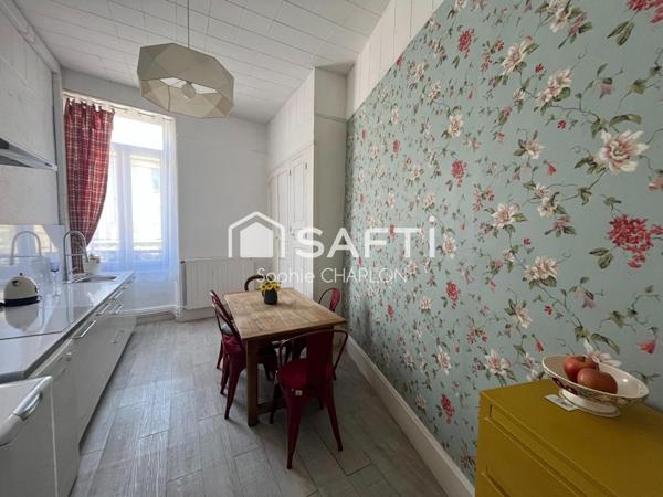 Appartement T2-Charme haussmannien-Très bon état