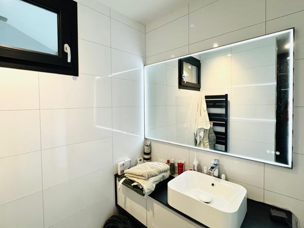 Appartement 4 pièces - 150 m² Bien prestige