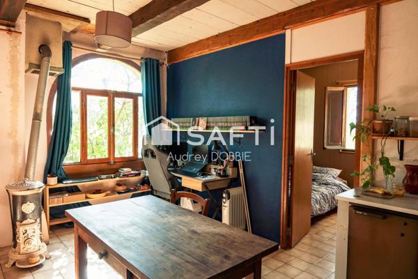 Lablachere : Maison Pierre et gite sur un terrain de 1900m2