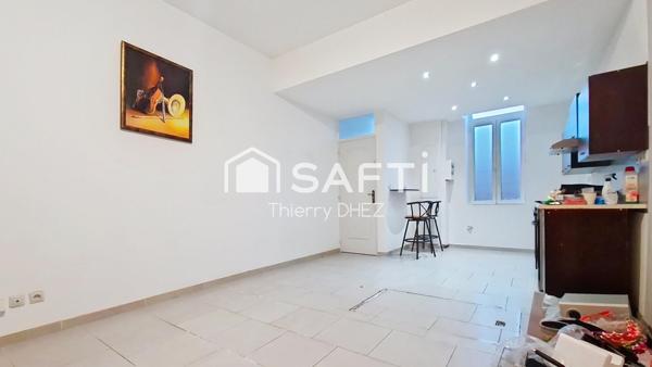 Charmante maison rénovée de 73 m², sans travaux, avec petit extérieur. Petite rue calme, proche Tourcoing, idéale premier achat.