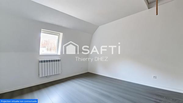 Charmante maison rénovée de 73 m², sans travaux, avec petit extérieur. Petite rue calme, proche Tourcoing, idéale premier achat.