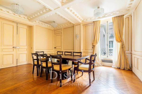 # Appartement – 123m² – Paris 8ème