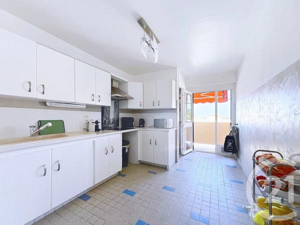Appartement T3 à vendre  3 pièces - 68,13 m 2   VALLAURIS  - 06