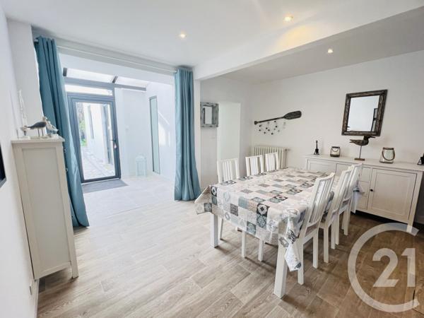 Maison à vendre  4 pièces - 93 m2 FOURAS - 17