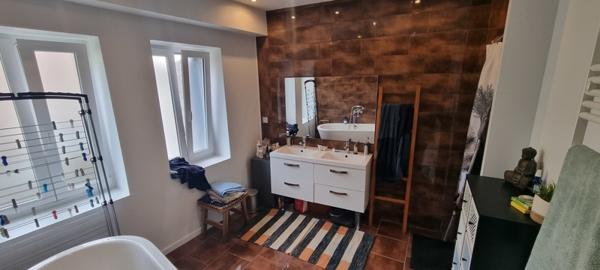 Maison à vendre 140 400 € Montluçon 5 p 99 m² DPE C