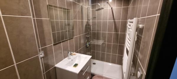 Maison à vendre 140 400 € Montluçon 5 p 99 m² DPE C