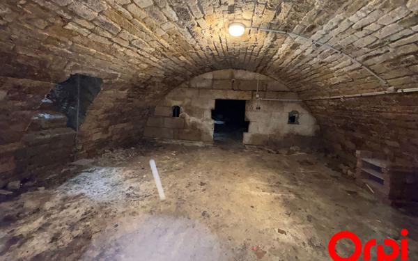 Maison à vendre    5 pièces •  Bruyères-et-Montbérault