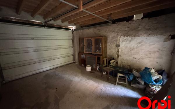 Maison à vendre    5 pièces •  Bruyères-et-Montbérault