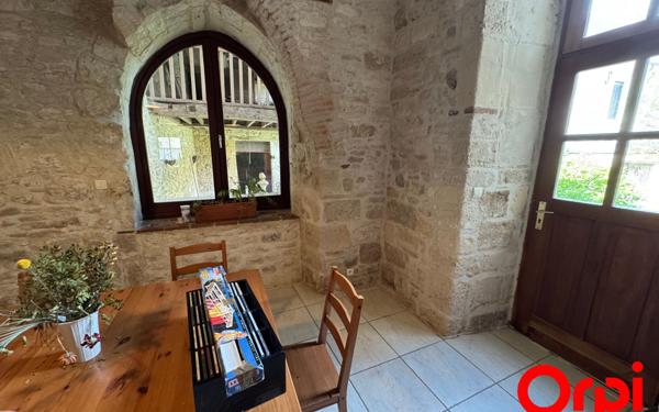 Maison à vendre    5 pièces •  Bruyères-et-Montbérault