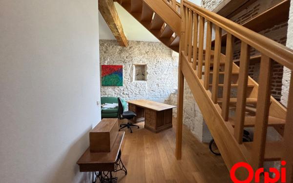 Maison à vendre    5 pièces •  Bruyères-et-Montbérault