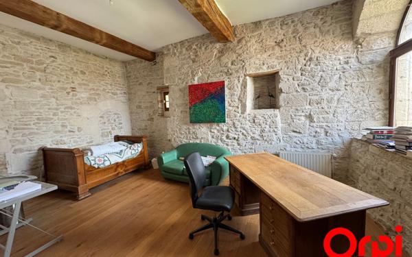 Maison à vendre    5 pièces •  Bruyères-et-Montbérault