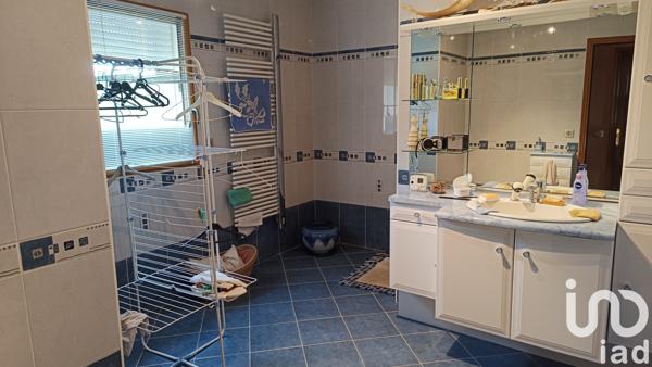 Maison à vendre 7 pièces 228 m² Sainte-Cécile