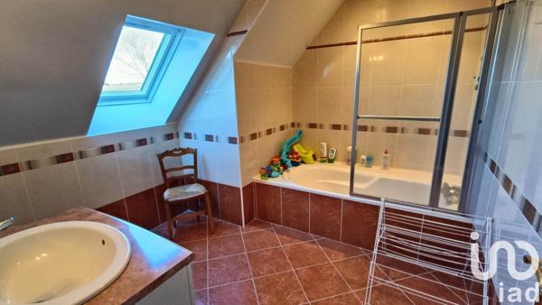 Maison à vendre 7 pièces 228 m² Sainte-Cécile