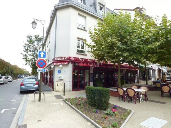 Location                                                      Appartement
                        
                     1 pièces                      28 m2                     à Gournay-sur-Marne