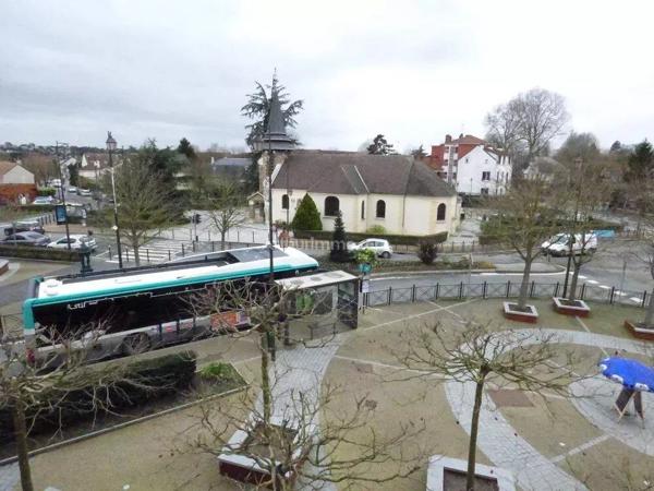 Location                                                      Appartement
                        
                     1 pièces                      28 m2                     à Gournay-sur-Marne