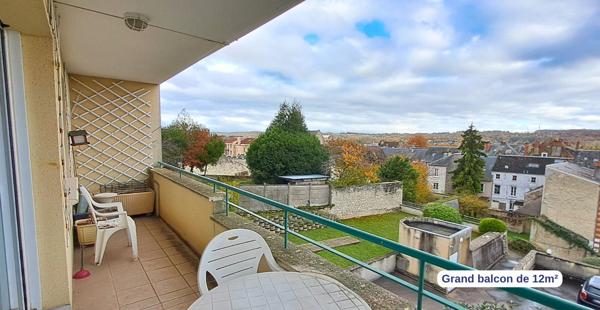 Appartement 4 pièces de 110 m2 avec box en sous-sol et ascenseurs