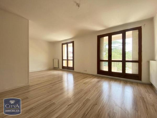 Appartement à louer 3 pièces 73.28m²