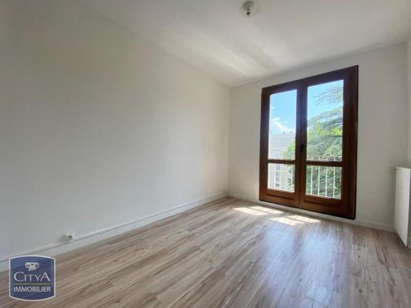 Appartement à louer 3 pièces 73.28m²