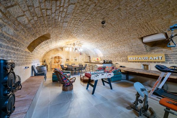 Maison de maitre de 364 m²